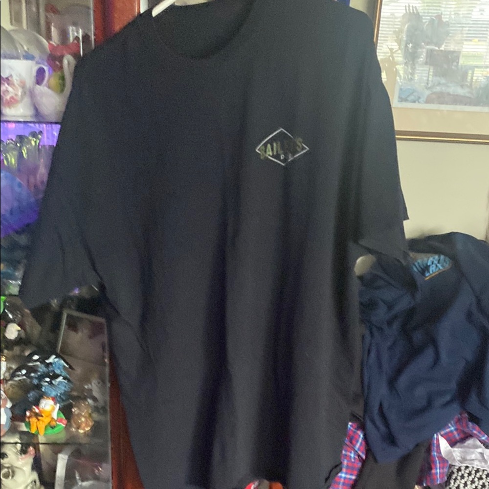 Source Unknown Black Short Sleeve Tee